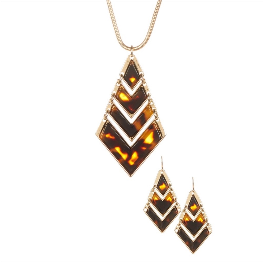 Chevron Tortoise Necklace & Earrings Set